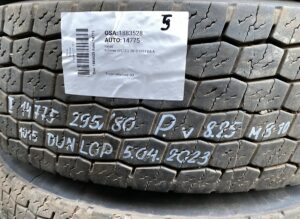 Scania kerék 295/80r22. 5 dunlop 5. 04. 2023