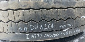Dunlop gumiabroncs 295/80r22. 5 v8. 25m 10-12