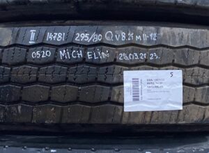 Michelin 295/80r22. 5 gumiabroncs scania teherautóhoz
