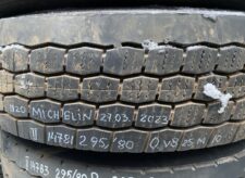 Michelin teherautó gumi 295/80 R22.5, gyártva: 2023.03.27