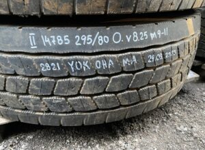 Scania kerék 295/80r22. 5 8. 25 m9-11