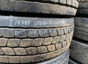 Scania kerék 295/80r22. 5 225×9 225×8. 25 m8-11