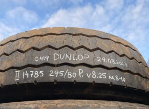 Scania dunlop kerék 295/80r22. 5 8. 25