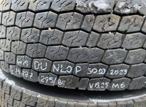 Scania kerék 295/80 r22. 5 – 8. 25×22. 5