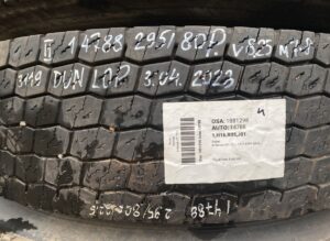 Scania kerék 295/80 r22. 5 dunlop 3119