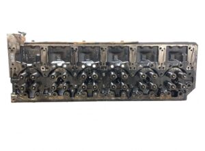 Renault motor hengerfej – 6 hengeres
