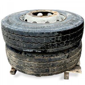 Készlet 2 scania kerék 295/80r22. 5 225×825-15
