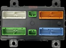 VEEC Volvo vezérlőegység 20554489 20758801 21067821 21313711 21720464 85000835 85003810 85013308 20453548 20538397