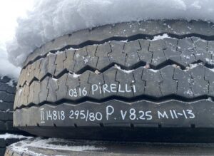 Pirelli kerék 295/80 r22. 5 p. V8. 25 m11-13