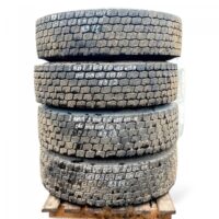4 db Volvo 295/80 R22.5 gumiabroncs szett