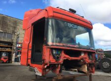 Fülke burkolat Scania CR19H-11 teherautóhoz