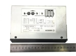 Bosch bpa 49 scania 7 607 273 001 audio erősítő