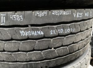 Scania yokohama kerék 295/80r22. 5 23. 09. 2022