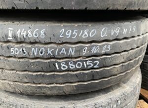 Kerék bova 295/80r22. 5 nokian