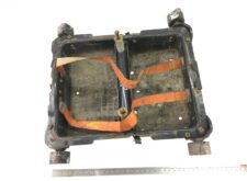 Akkumulátor tartó Iveco rögzítő hevederekkel, kód 5801258710-11