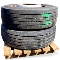 Készlet 2 kerék Volvo 305/70R22.5 225×825 30