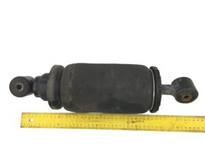 Pneumatikus ív bal első kabinhoz man – kódok: 81417226069, 81417226053, 81417226082, 81417226070, 81417226071