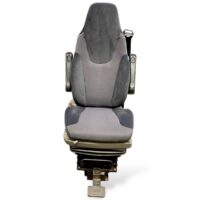Volvo vezetőülés, modell 8878100-6346