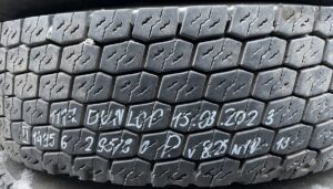 Scania gumiabroncs 295/80r22. 5