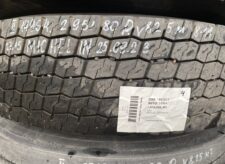 Volvo kerék 295/80 R22.5 225×9 225×8.25 113