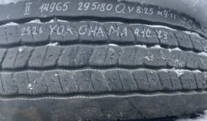 Volvo gumiabroncs 295/80r22. 5 8. 25