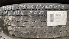 Volvo kerék 295/80 R22.5 8.25×22.5 14978 Nokian