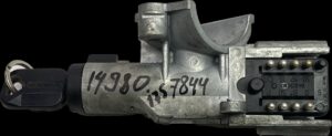 Kulcsos zárkapcsoló volvo 9958590 22765475 1063432 12