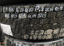 Volvo kerék 295/80 R22.5 – 448 MICHELIN 14.04.2023