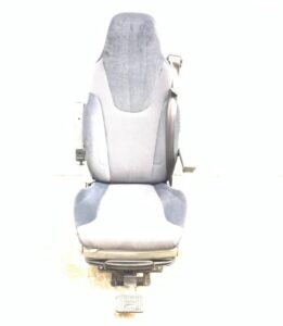 Volvo vezetőülés szürke – kód 88781006346