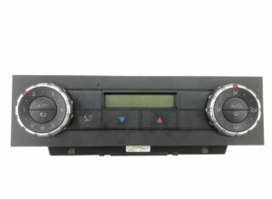 Klímavezérlő panel mercedes kabinhoz a9604468028 / 9604469328 / 9604467228 / 9604466228