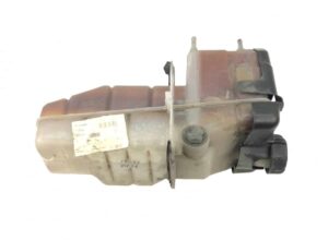 Scania teherautó tágulási tartály – kódok: 2401668, 1894478, 1370707, 1849428, 1855164, 1421090, 1492421, 1511775, 1765735, 1882239, 2645260, 1385966