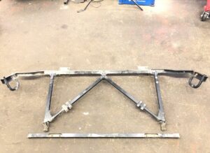 Spoiler tartó volvo kabintetőhöz 24427203 21481628