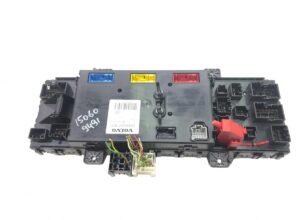 Volvo 22445007-p01 biztosítéktábla