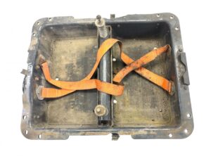 Iveco akkumulátortartó doboz rögzítőpántokkal, kód 5801258710