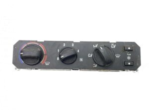 Iveco 504154607 5801656008 fülke fűtés- és szellőzésvezérlő gombpanel