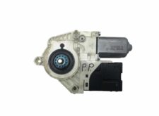 Jobb oldali ablakemelő motor Renault 84062949, 7484062949, 7482907377, 82907377