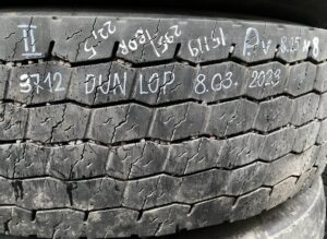 Dunlop 295/80r22. 5 kerék volvohoz, 2023. Március 8-i gyártás