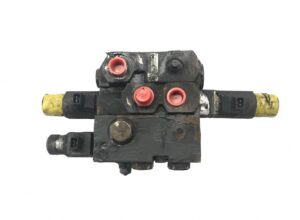 Man 81471036026 / 81471036025 hidraulikus elosztó blokk