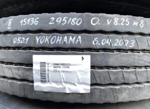 Yokohama osa 1883526 auto 15136 295/80r22. 5 gumiabroncs