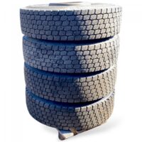 Szett 4 Solaris gumiabroncs 295/80R22.5 225×825-12
