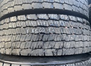 Continental gumiabroncs 295/80r22. 5 3. 218
