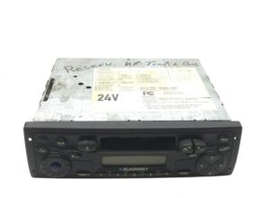 Blaupunkt 24v rádió volvo 760/700/5030-hoz