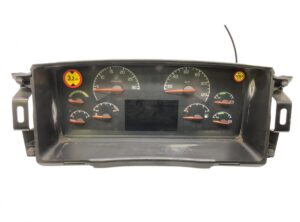 Volvo műszerfal óra teherautókhoz 70398585, 70329295, 70378703, 70392912, 70393853, 70395665, 70398547, 22170119, 22205475