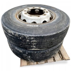 Készlet 2 db kerék volvo 295/80r22. 5 225×825/28