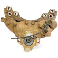 Bal hátsó féknyereg másodlagos tengelyhez Volvo 20400275, 20401806, 20424072, 20424082, 3199272, 20785370, 21120758, 1489190, CF104032, N2508049108, 5021179954, 68032582, 20852531