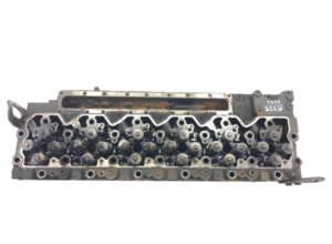 Diesel motor hengerfej, 16 szelepes