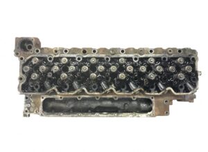 Diesel motor hengerfej – több autómodellhez kompatibilis