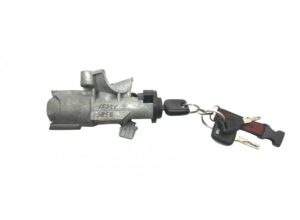 Kulcsos kapcsoló zár volvo 20398485 1063436 20424965 3197718