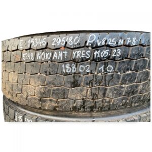 Volvo kerék 295/80r22,5 nokian gumi