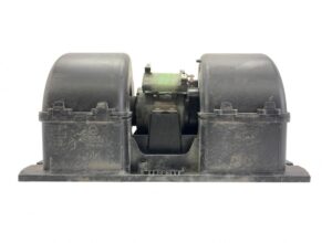 Fűtőventilátor volvo-hoz – kódok: 1829384, 1708074, 2210554, 7421396111, 7484903030, 21396111, 84903030